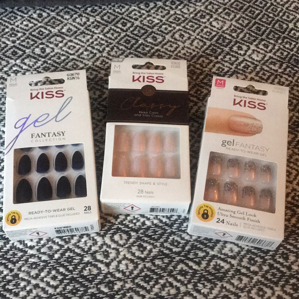 Fake nails